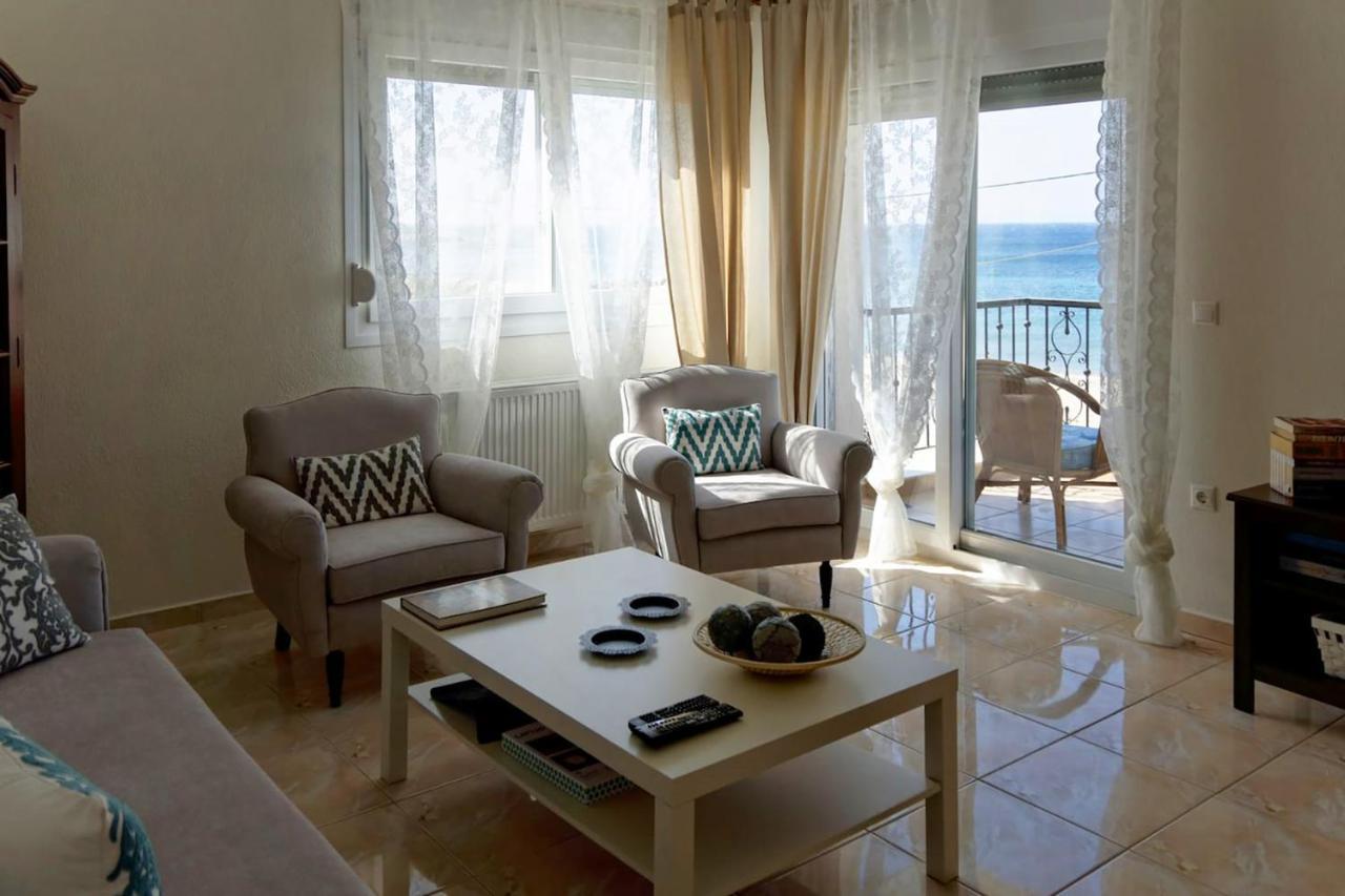 Lemon Beach Front Apartment, Nikiti Exteriér fotografie