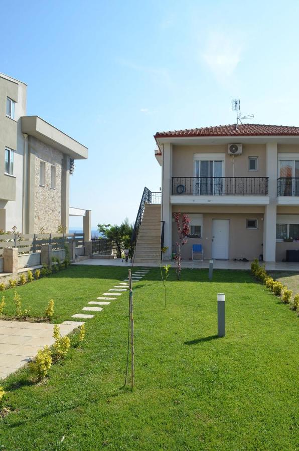 Lemon Beach Front Apartment, Nikiti Exteriér fotografie