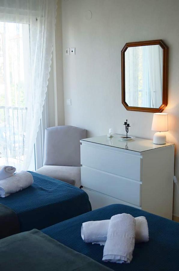 Lemon Beach Front Apartment, Nikiti Exteriér fotografie