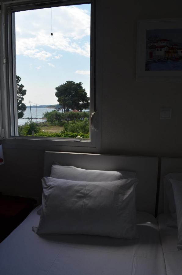 Lemon Beach Front Apartment, Nikiti Exteriér fotografie