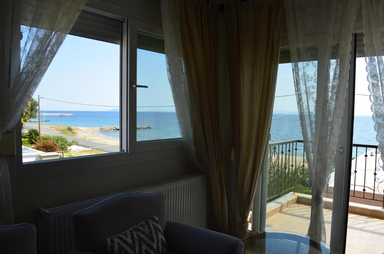 Lemon Beach Front Apartment, Nikiti Exteriér fotografie