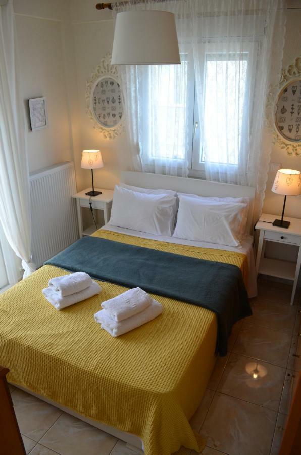 Lemon Beach Front Apartment, Nikiti Exteriér fotografie