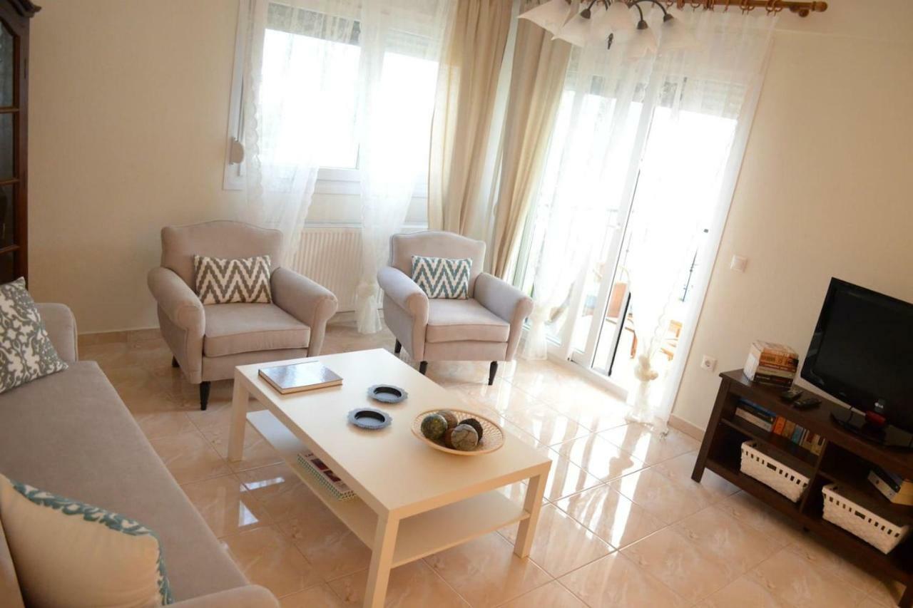 Lemon Beach Front Apartment, Nikiti Exteriér fotografie